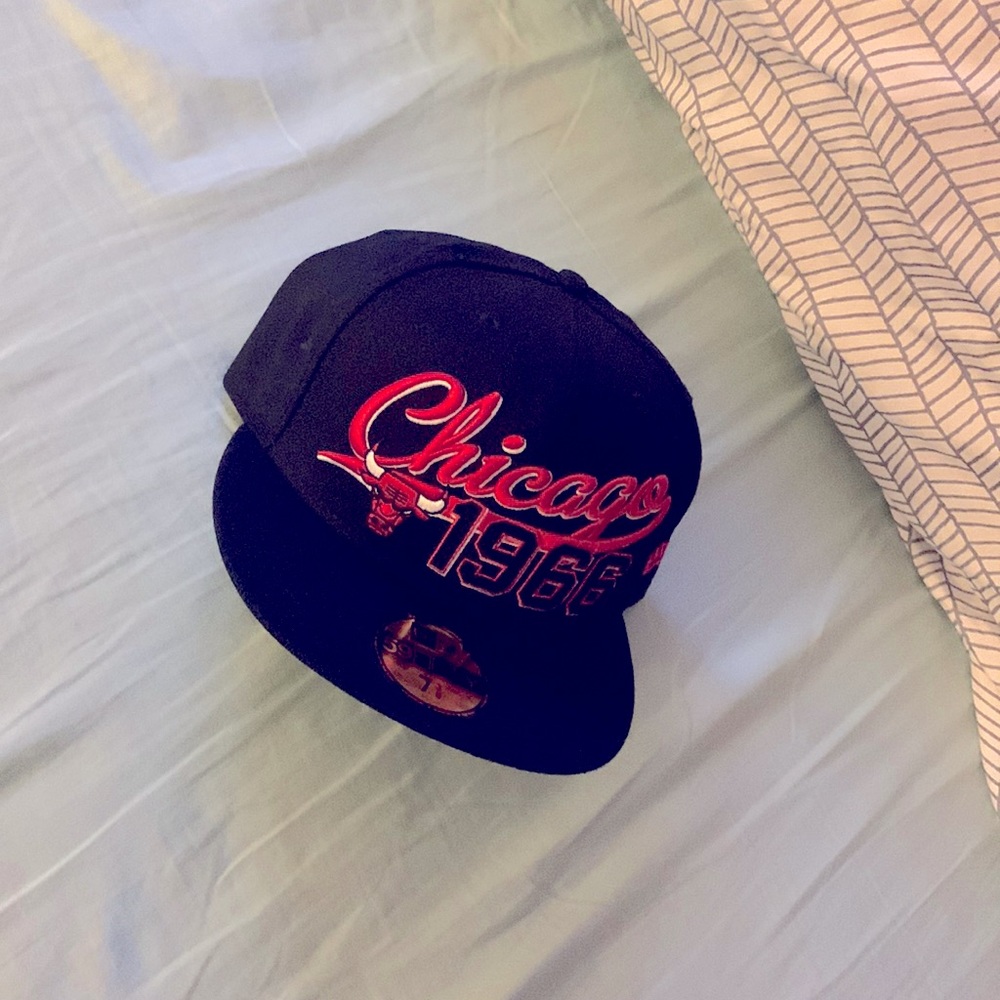 Bulls Black Hat 1966